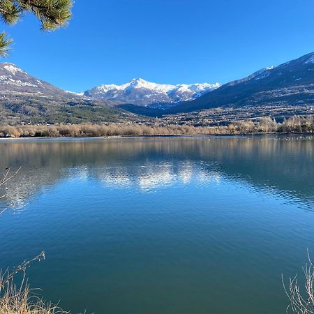 Le Pied De Ville Pouzenc Embrun Dış mekan fotoğraf